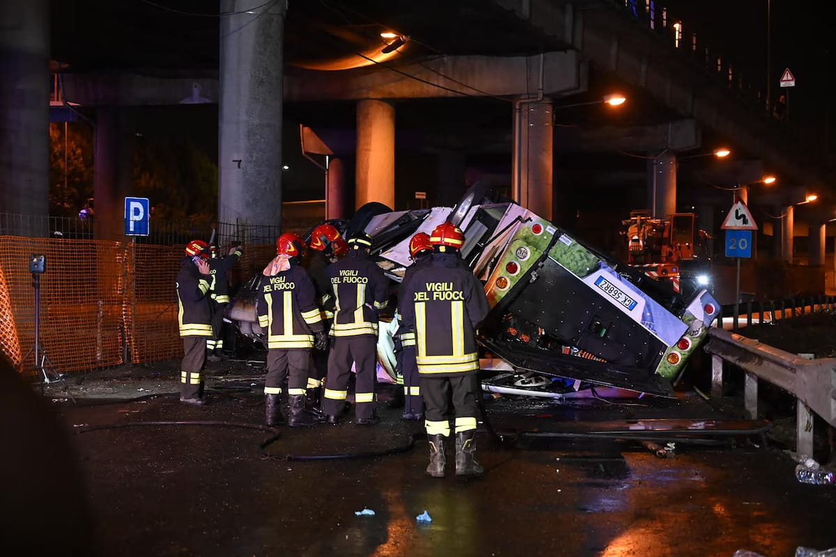 21 Fatalities in Venice Bus Crash
