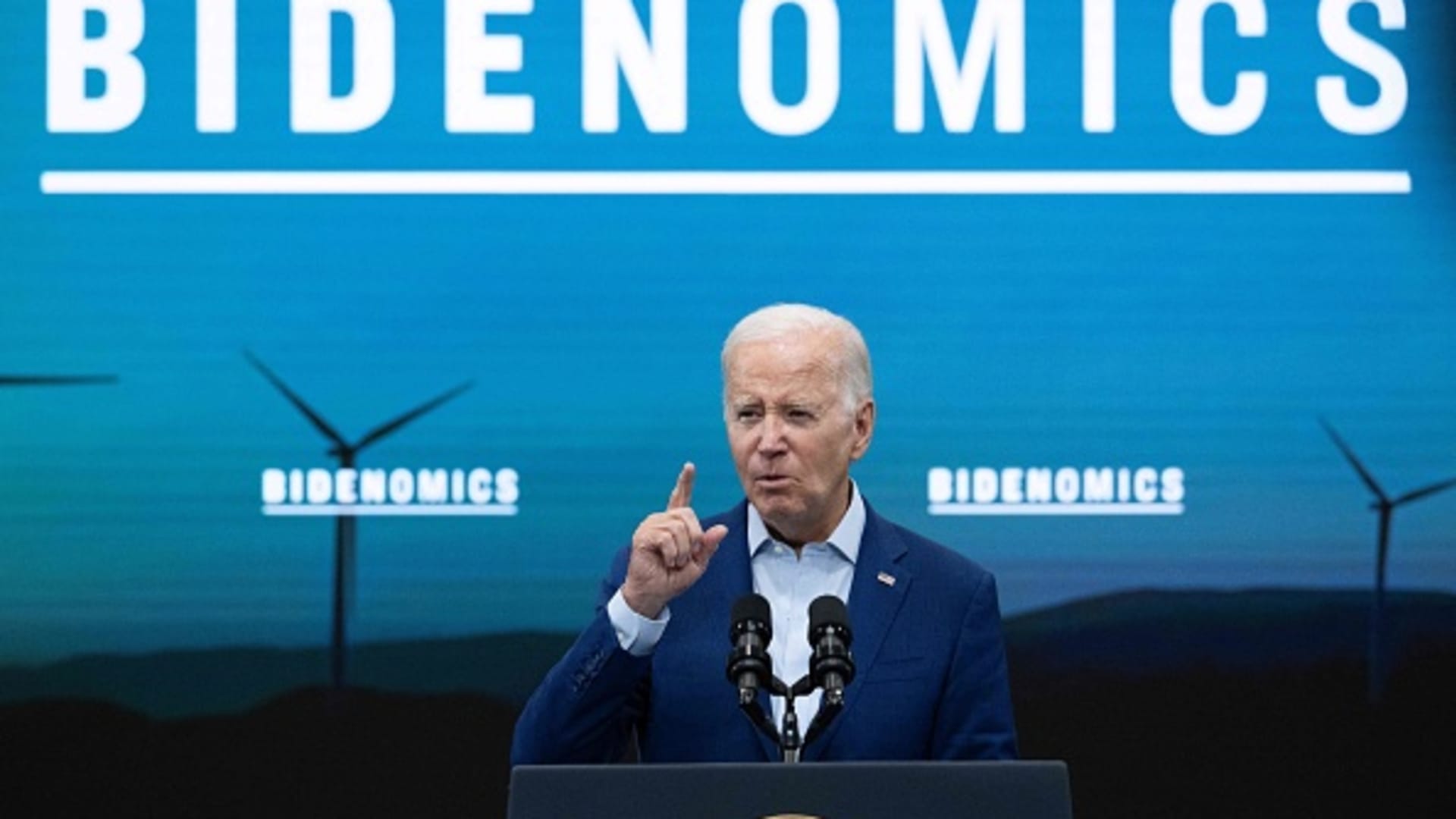 Bidenomics 2023: A Tale of Diminishing Inflation and Persistent Price Rises