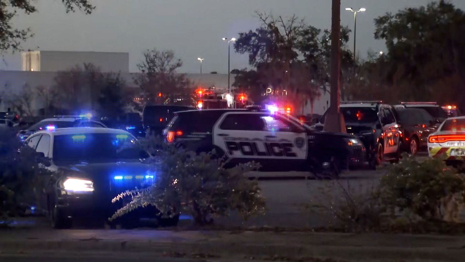 Fatal Shooting at Florida Mall: One Dead, One Injured
